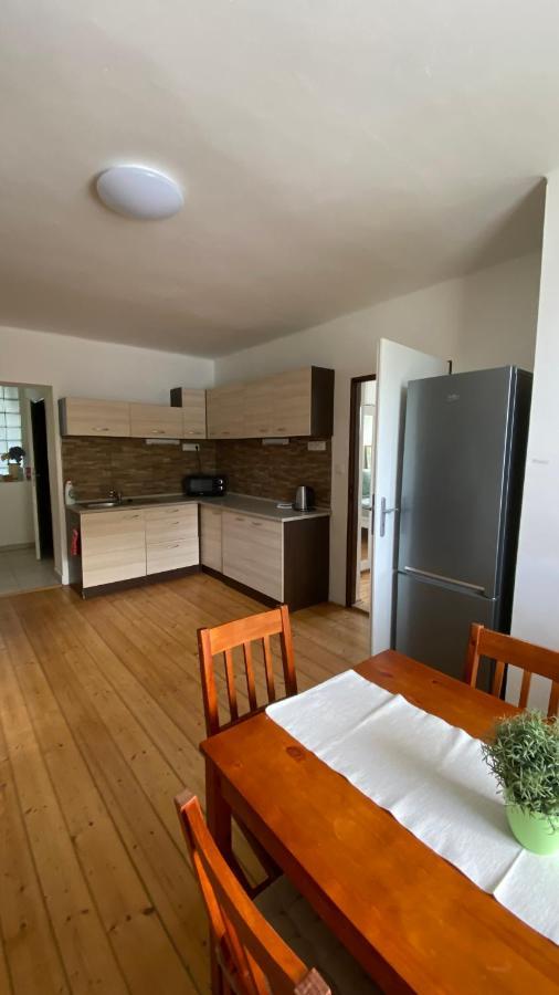Apartmany U Viaduktu 46 Усті-над-Лабем Екстер'єр фото